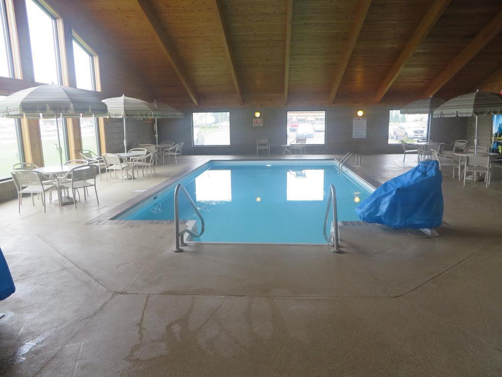 Americinn By Wyndham Rice Lake Exterior photo