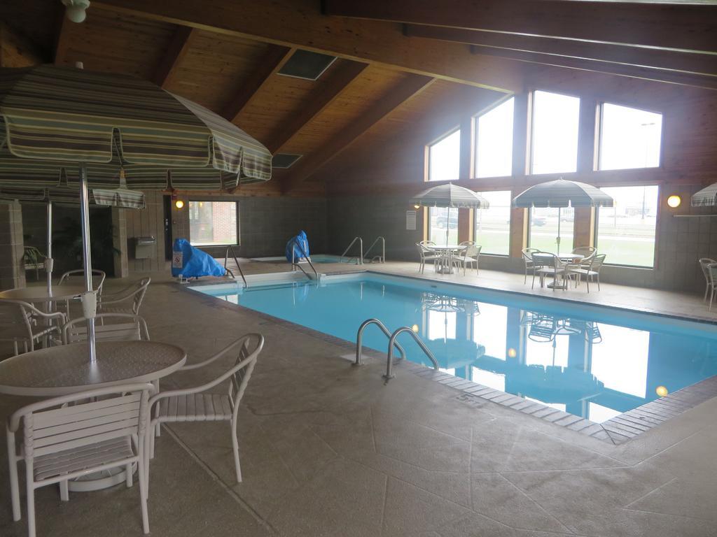 Americinn By Wyndham Rice Lake Exterior photo